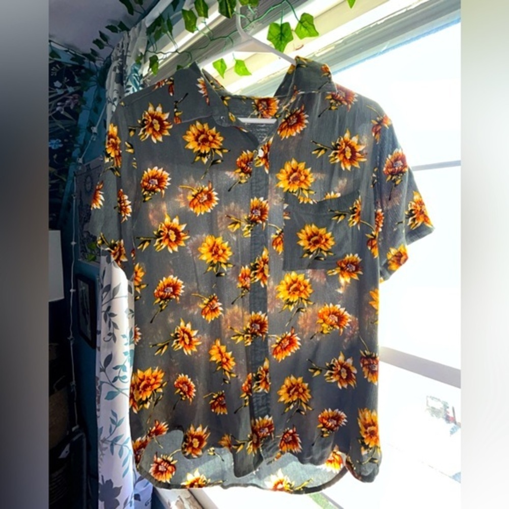 Sunflower Button Down